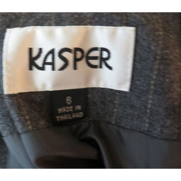 Kasper Gray Pinstripe Wool Blend Classic Pantsuit Career Suit Size 6 - Picture 7 of 11